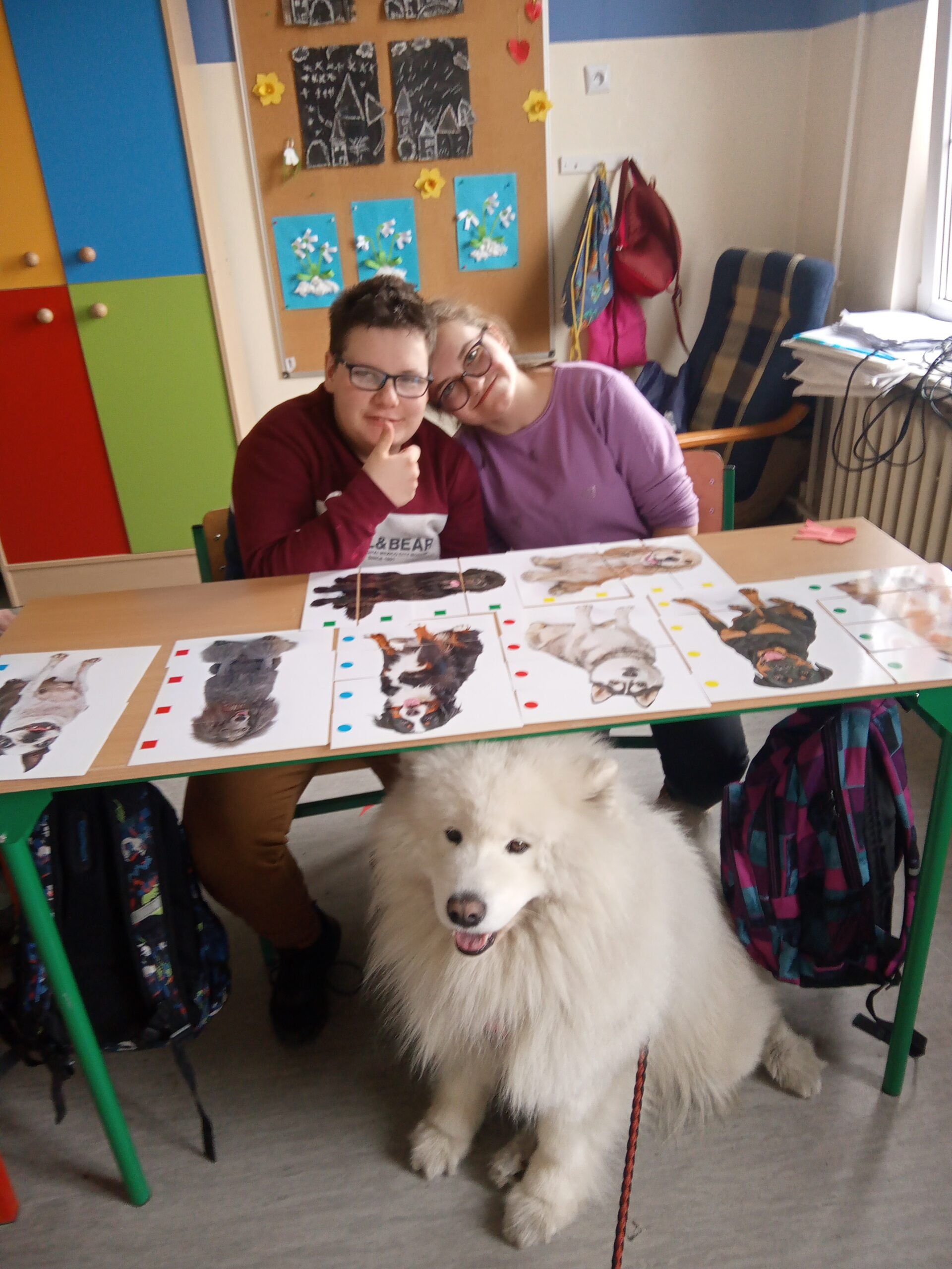 Dogoterapia w Zespole Szkół im. Jana Pawła II w Rawiczu