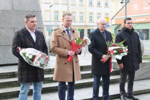 Narodowy Dzień Pamięci Żołnierzy Wyklętych - składanie kwiatów