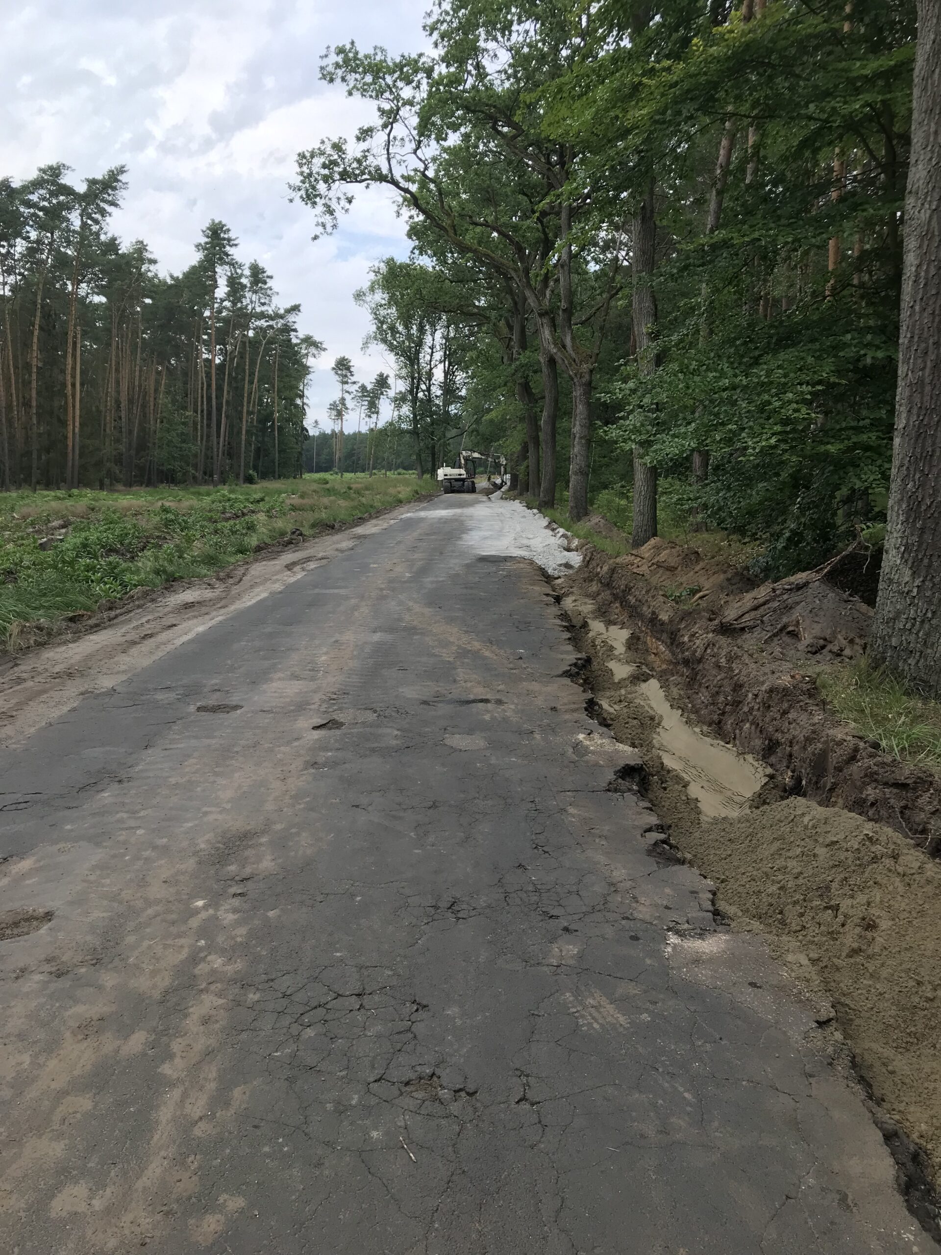 Przebudowa drogi powiatowej nr 5490 P Pakosław - Białykał, odcinek Sowy - Białykał".