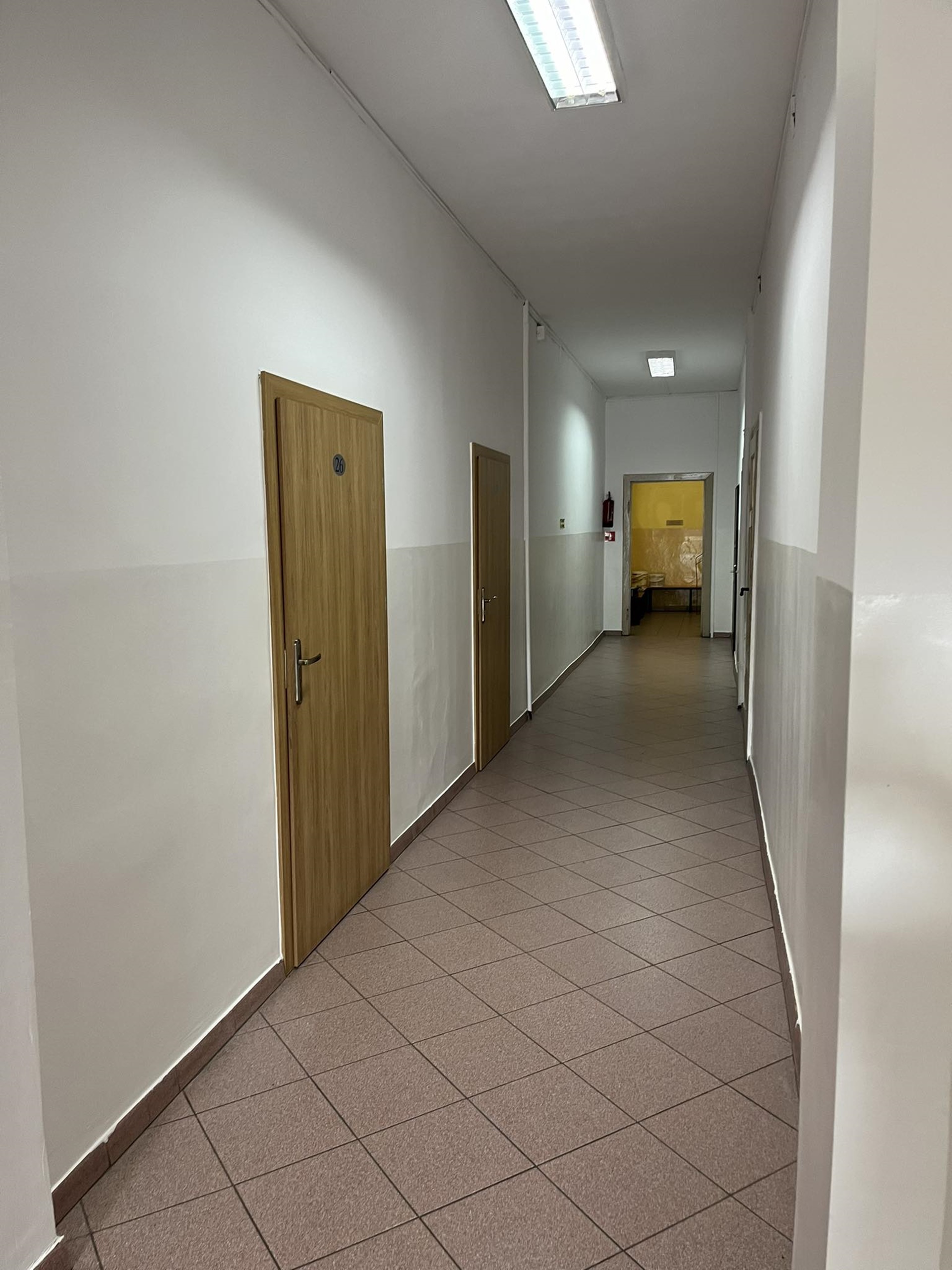 Wakacyjne prace remontowe na terenie placówek oświatowych