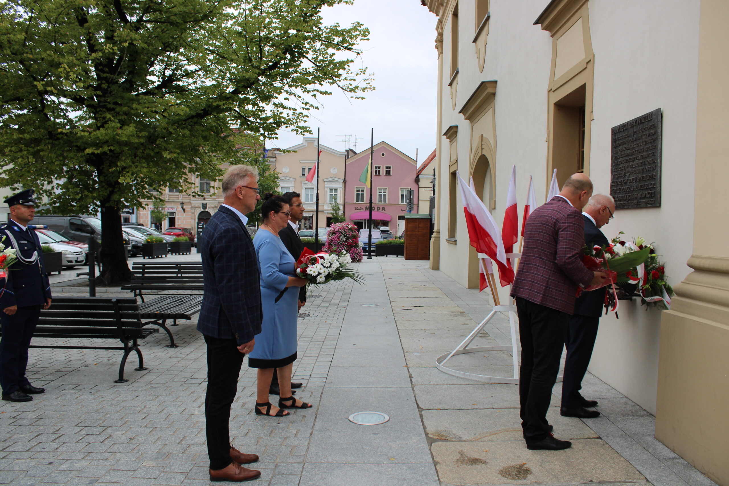 Zdjęcie z upamiętnienia ofiary protestów robotniczych