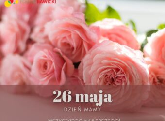 kwiaty położone na stole